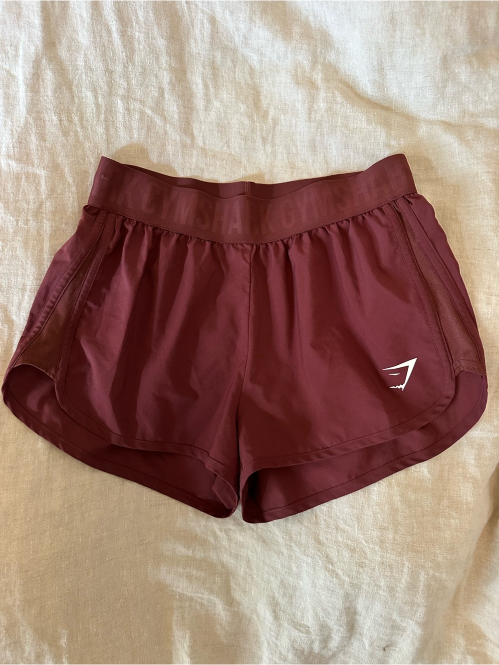 Gymshark Training Loose Fit Shorts - Cherry Brown - Picture 4 of 5